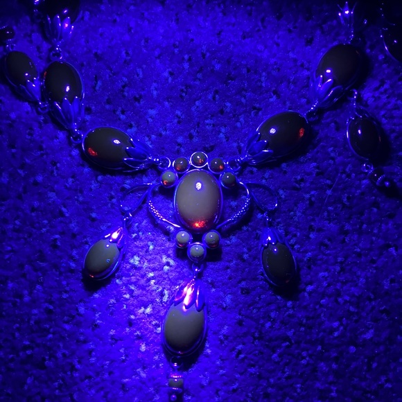 Cherry Amber and Silver Necklace by NYC Valerio 888 - Picture 7 of 8